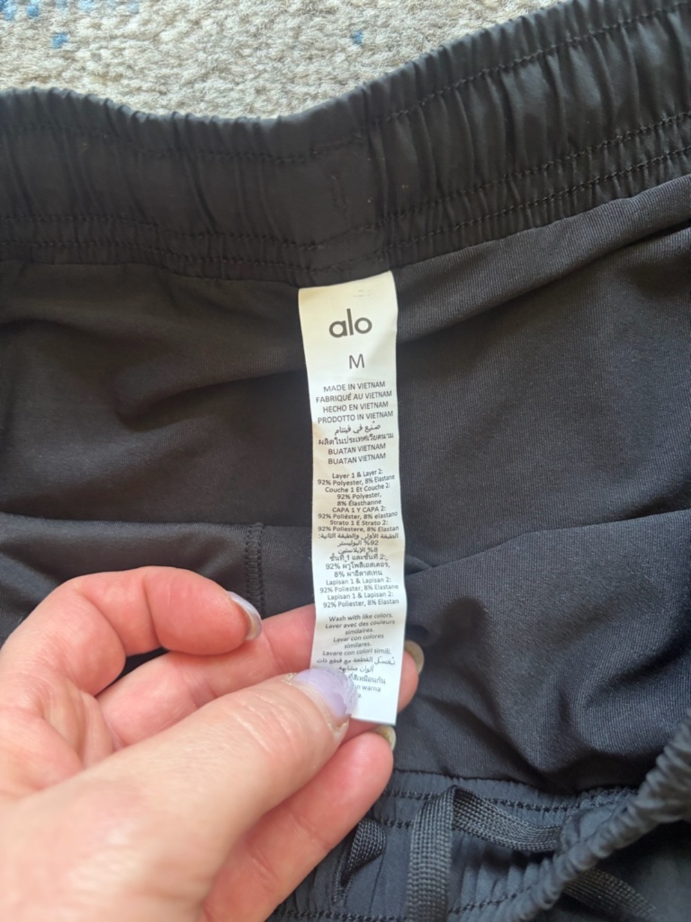 ALO Yoga Women's Black Athletic Shorts size M - Picture 4 of 4